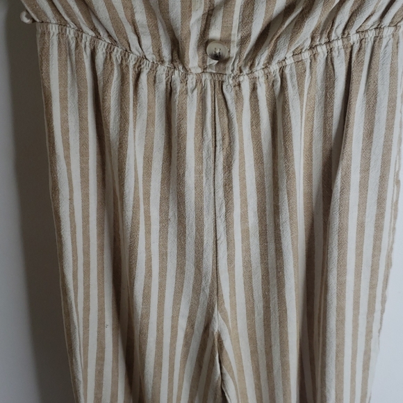 Beige sleevless romper - Picture 4 of 5